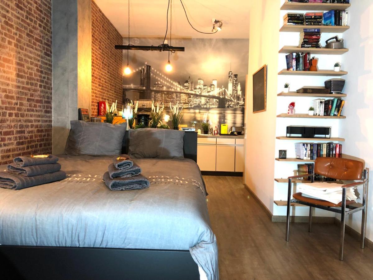 New York Loft - Fully Equipped And Available Long-Term - Perfect Location In City Center Apartamento Namur Exterior foto